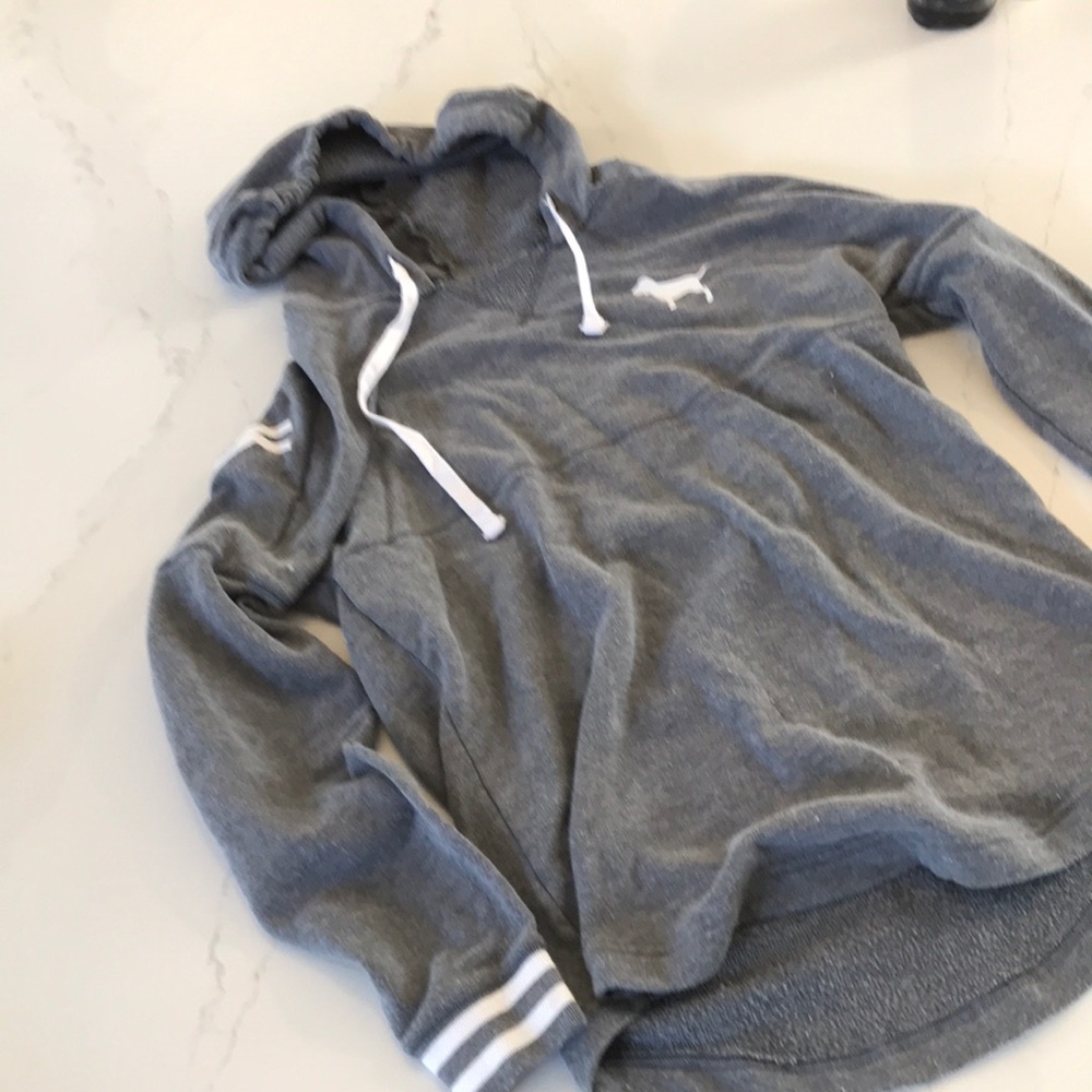 VS pink hoodie